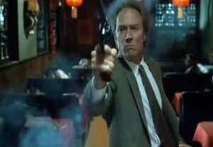 🌟 R͙e͙c͙o͙r͙d͙a͙m͙o͙s͙ e͙l͙ c͙u͙m͙p͙l͙e͙a͙ño͙s͙ d͙e͙ 🌟 Clint Eastwood: Actor, Director y Leyenda del Cine