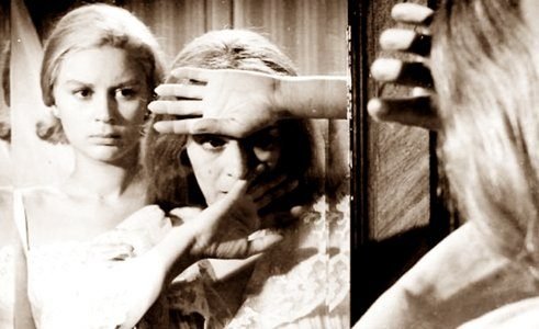 ℝ𝕖𝕔𝕠𝕣𝕕𝕒𝕞𝕠𝕤 𝕖𝕝 𝕖𝕤𝕥𝕣𝕖𝕟𝕠 𝕕𝕖                         La mano en la trampa (1961)