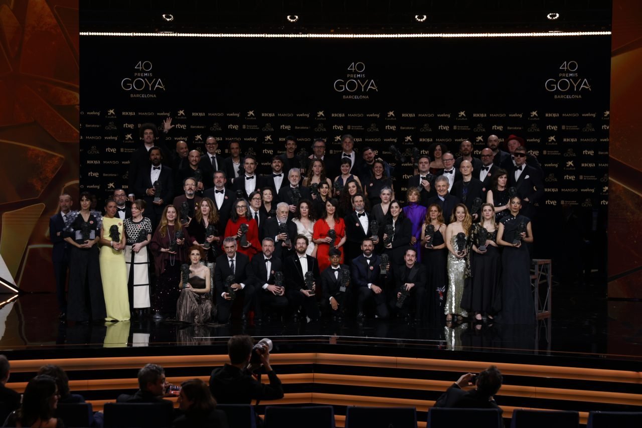 ◥꧁ᖴᗴᔕ丅Ꭵᐯᗩᒪᗴᔕ Ƴ ᗰᑌᗴᔕ丅ᖇᗩᔕ꧂◤        Goya 2026: entre la clausura y la expansión del cine