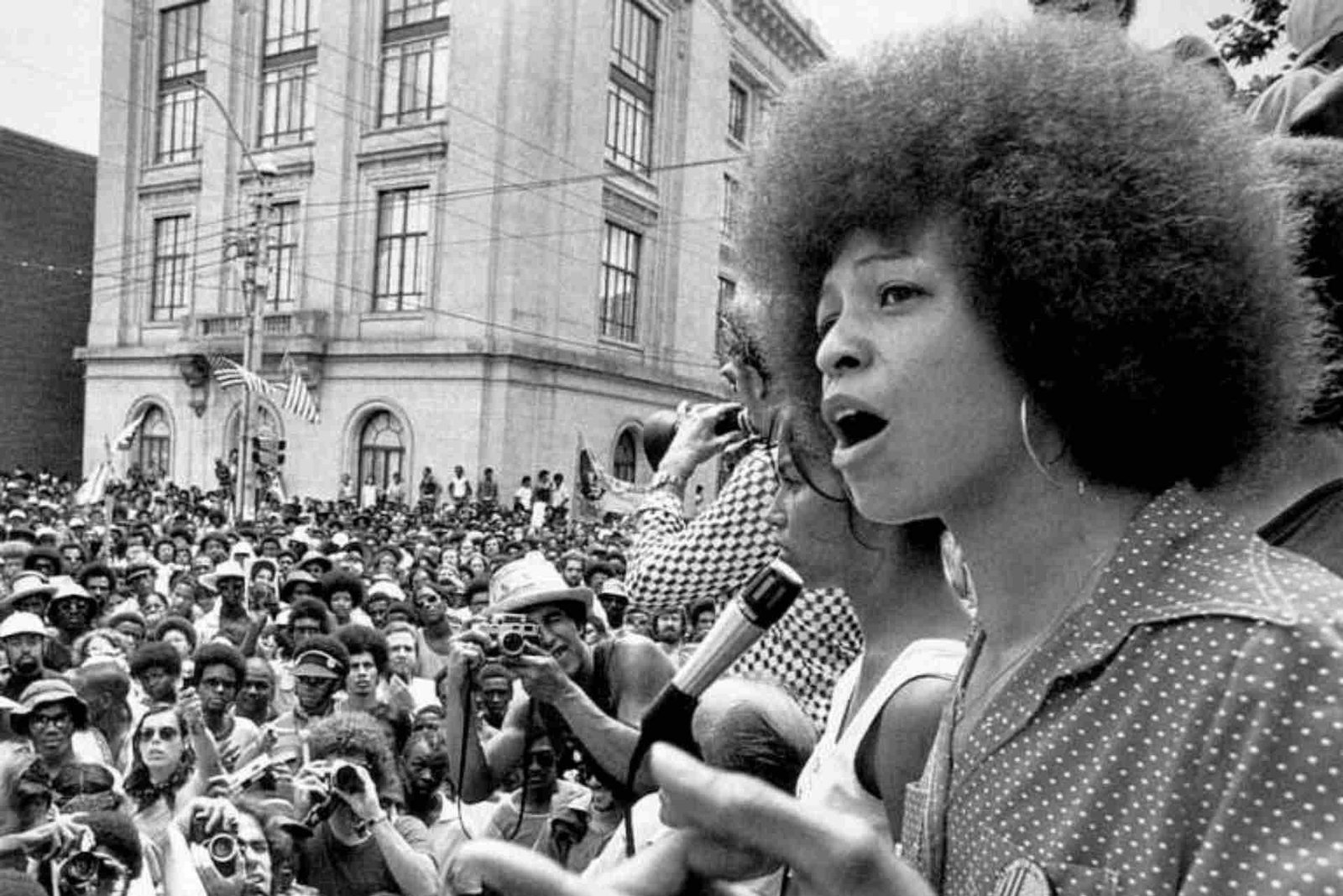 ☝𝙲𝚒𝚗𝚎 𝚢 𝙶é𝚗𝚎𝚛𝚘 📽️ 8M en el cine              Conmemorando la Lucha por la Igualdad  ✍️ℕ𝕠𝕥𝕒 𝟚/𝟚