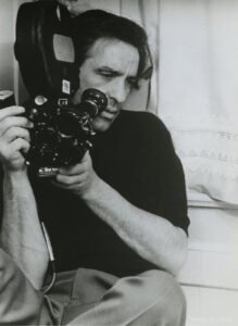 𝑅𝐸𝒞𝒪𝑅𝒟𝐸𝑀𝒪𝒮 𝐸𝐿 𝒞𝒰𝑀𝒫𝐿𝐸𝒜Ñ𝒪𝒮 𝒟𝐸 John Cassavetes